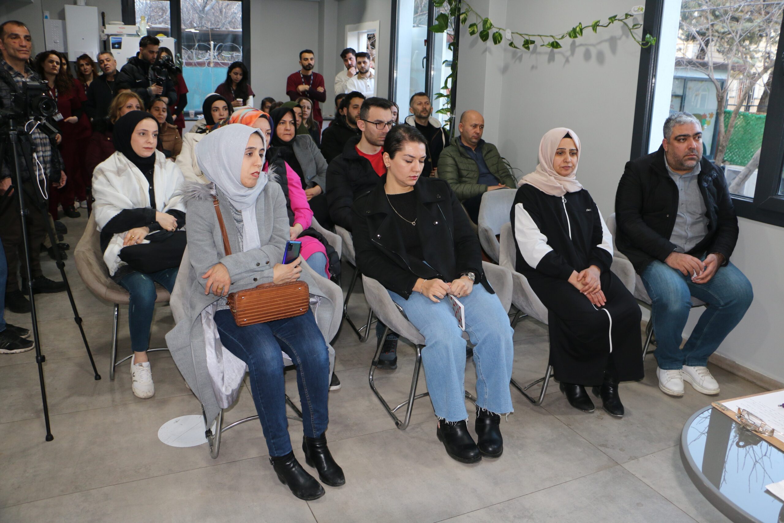 Diyarbakır’da otizmli bireylerin ailelerine seminer verildi