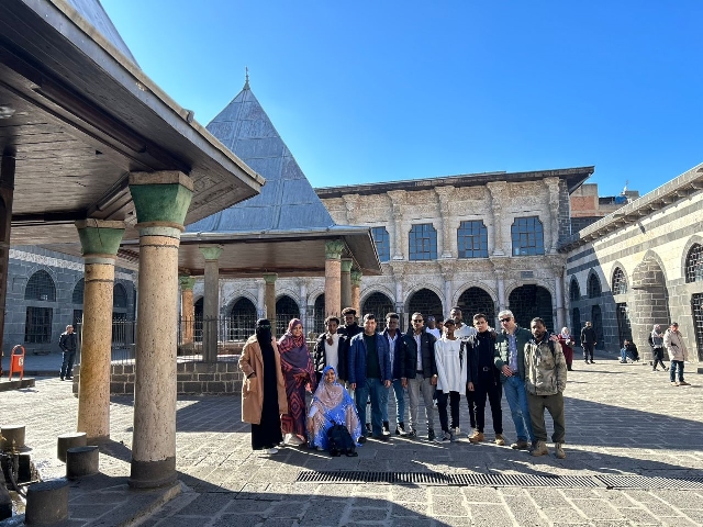 Diyarbakır’da yabancı öğrencilere kültür ve eğitim gezisi