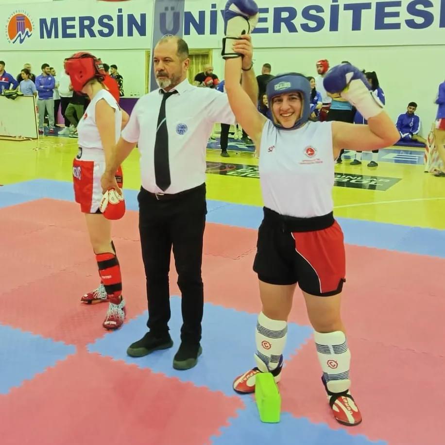 Diyarbakırlı milli sporcu Dilek Erol, Türkiye şampiyonu oldu