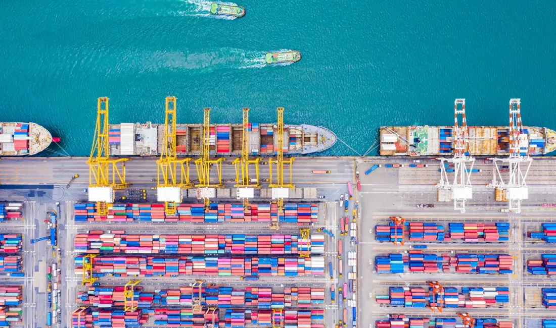 Şubat ayında ihracat yüzde 13,6 arttı, ithalat yüzde 9,2 azaldı