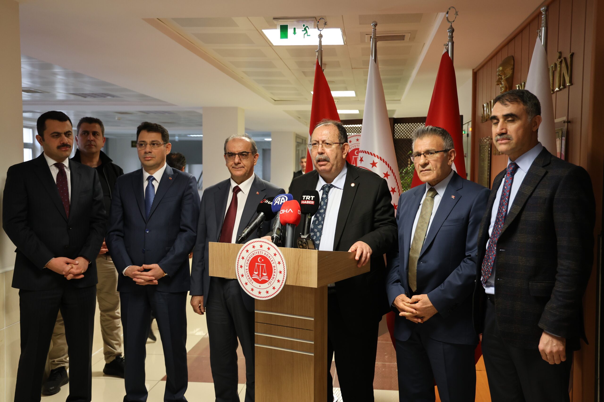 YSK Başkanı Diyarbakır'da konuştu: "Okullar ve konteyner alanları seçime hazır halde"