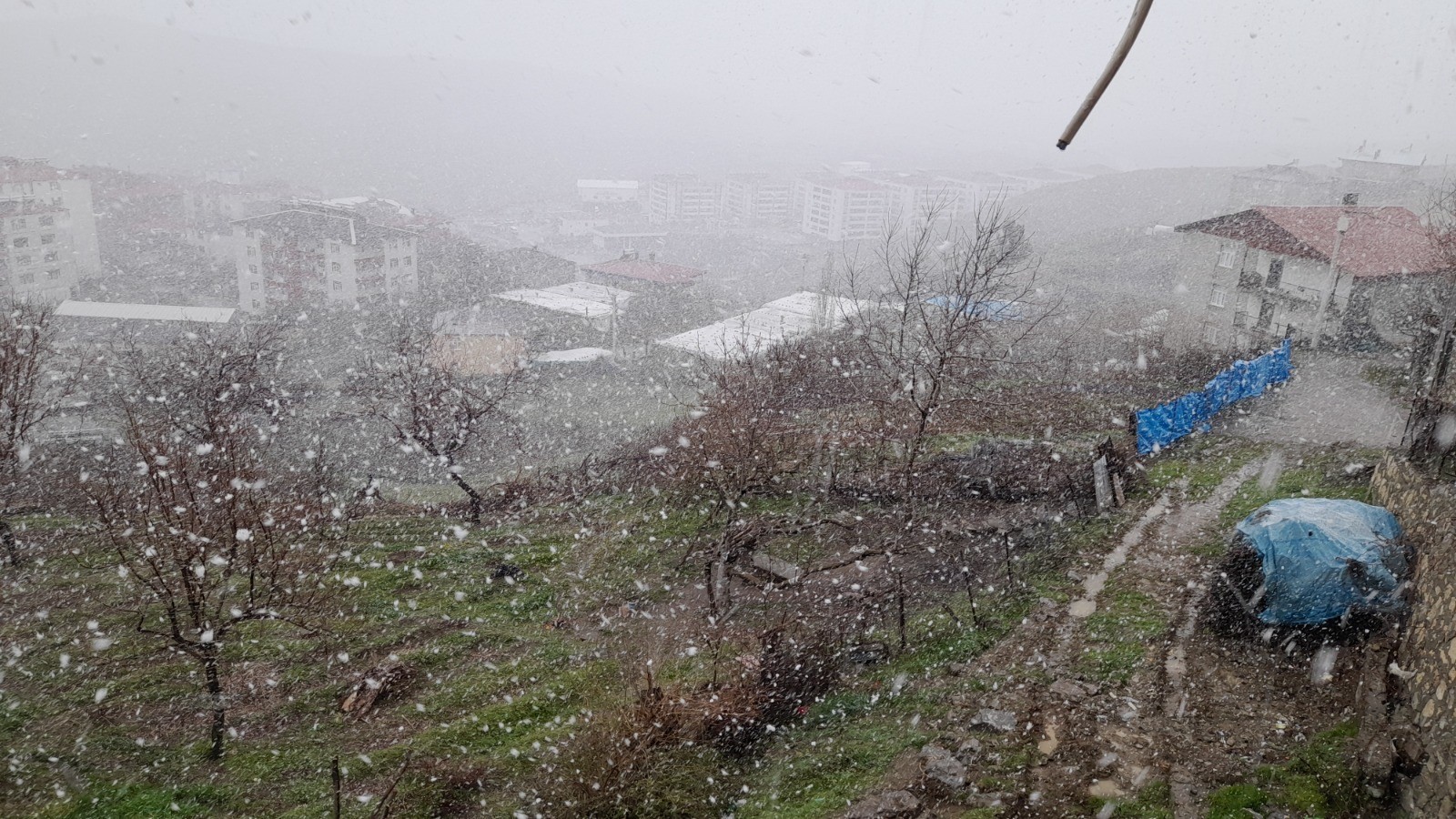 Diyarbakır’ın bazı ilçelerinde kar yağışı etkili oldu!