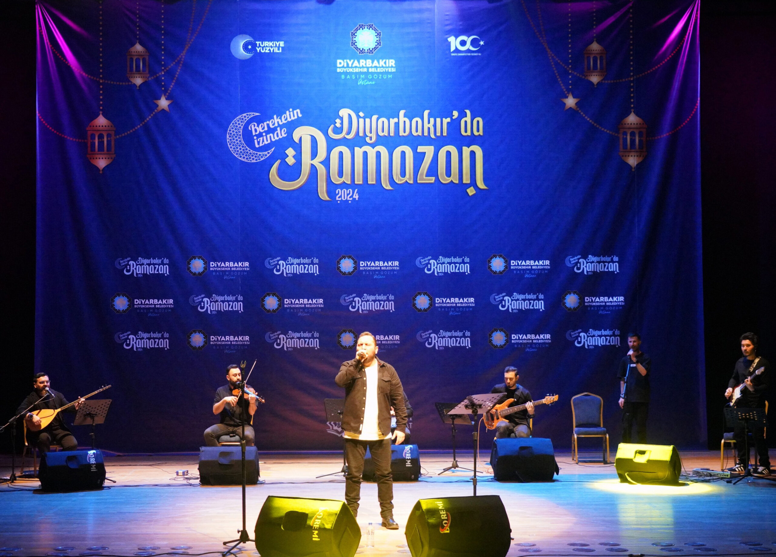 Diyarbakır’da Ramazan etkinlikleri konser ve tiyatro ile sürdü