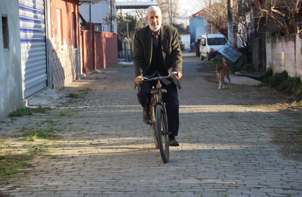 75 yaşındaki Mehmet Özkaya,