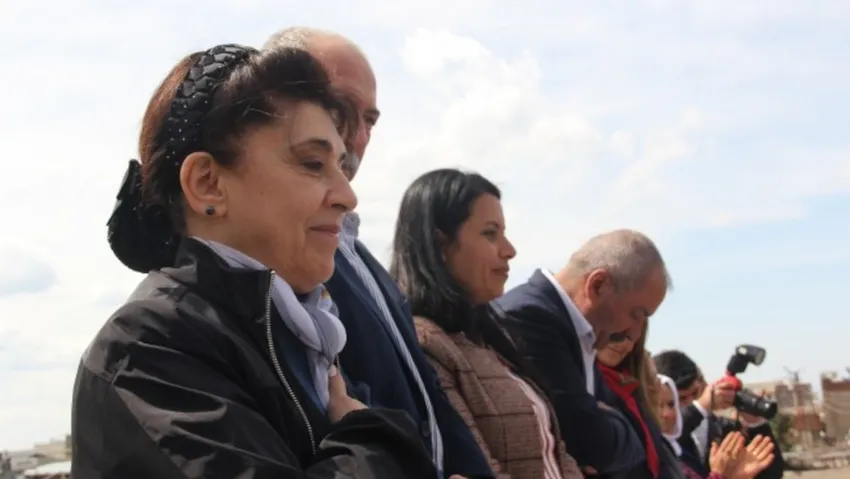 Leyla Zana Urfa’da konuştu: Kürtler onurundan vazgeçmeyecek