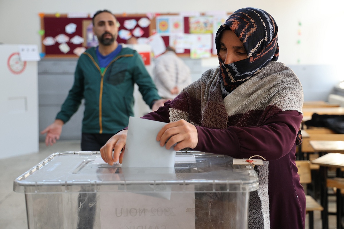 Diyarbakır’da oy verme işlemi saat 7’de başladı