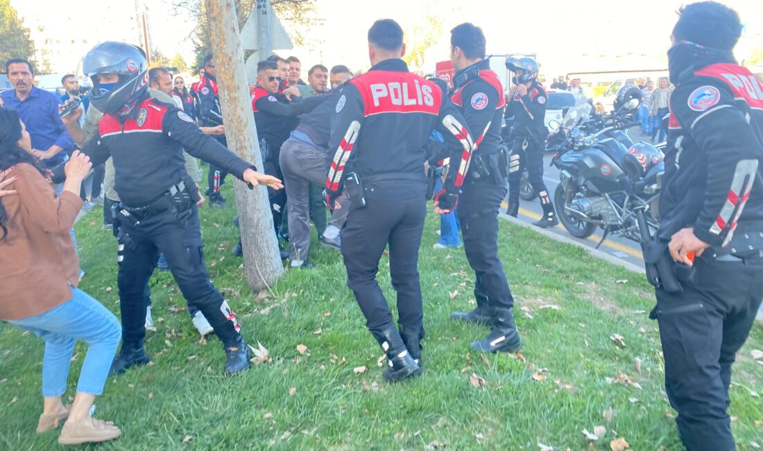 Diyarbakır'da vatandaşlar ile polis arasında