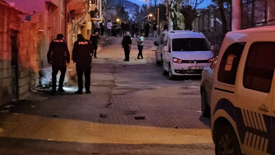 Diyarbakır’da çocukların kavgasına aileler de karıştı: 1 ölü, 7 yaralı