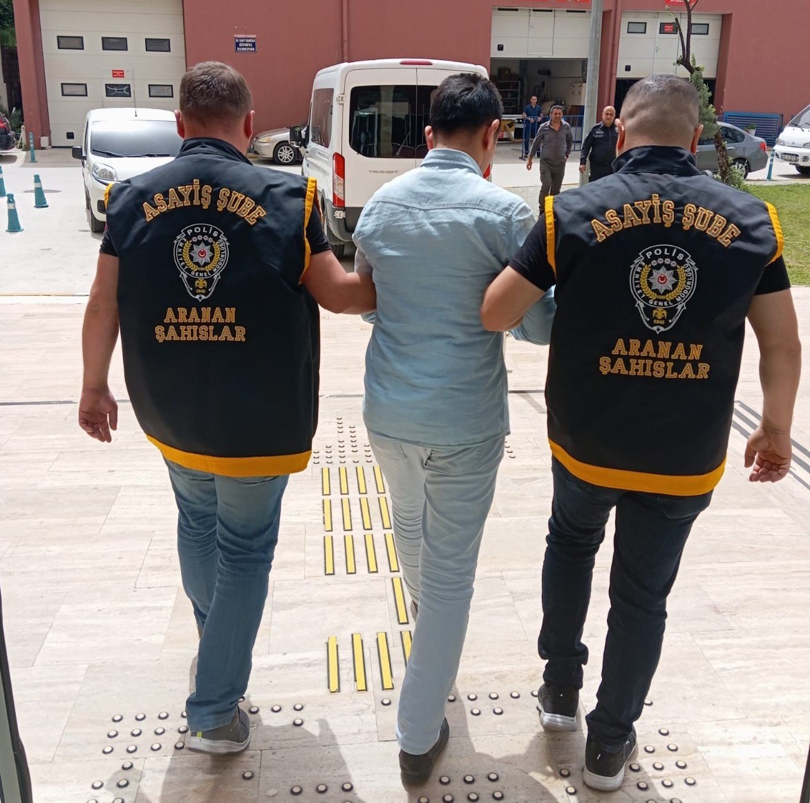 Diyarbakır’da  yaşanan cinayetin firarisi Manisa’da yakalandı
