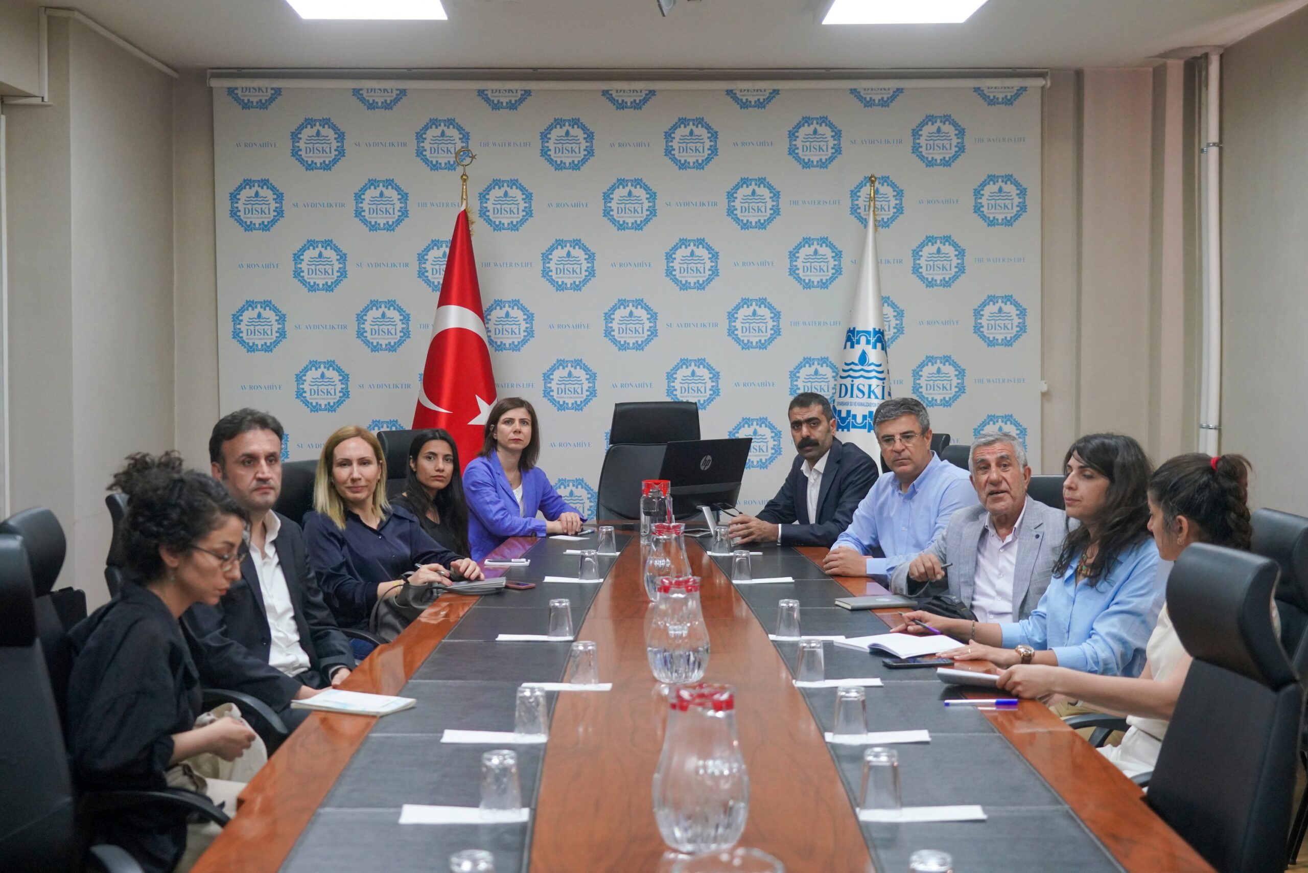 Diyarbakır Büyükşehir Belediyesi Eş Başkanları DİSKİ toplantısına katıldı
