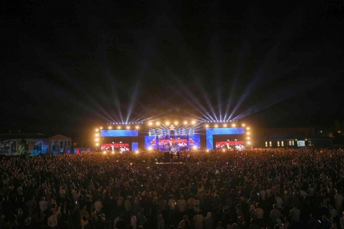 Diyarbakır’da merakla beklenen konser, Belediye tarafından iptal edildi
