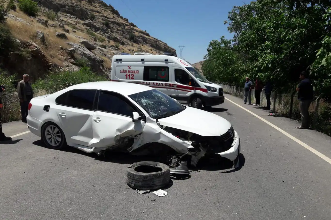 Bayram tatilinin ilk günü trafik kazalarında 9 kişi öldü