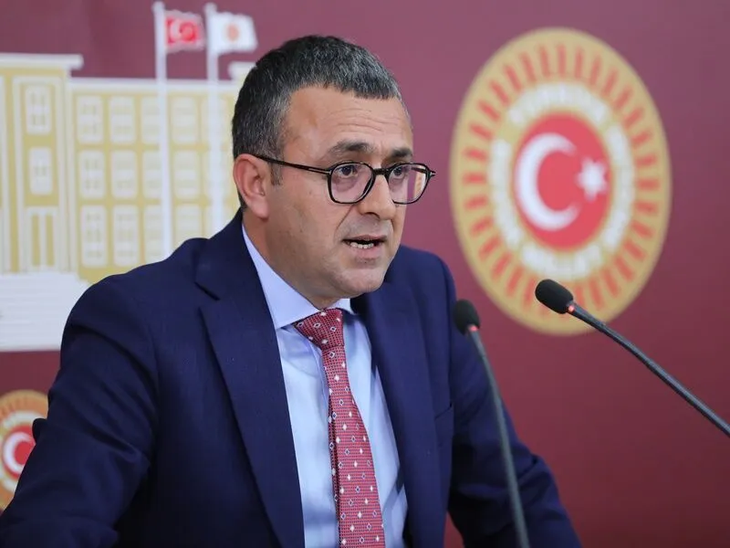 Diyarbakır’da THY’nin iptal edilen uçak seferi Meclis gündemine getirildi