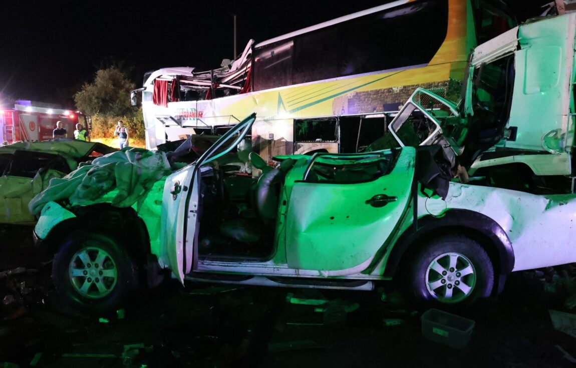 İçişleri Bakanından Diyarbakır otobüsünün karıştığı katliam gibi kazaya ilişkin açıklama!
