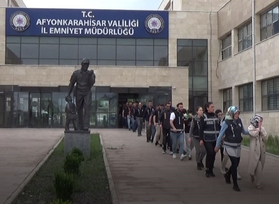 Diyarbakır’ın da aralarında olduğu bir çok ildeki operasyonlarda 19 tutuklama
