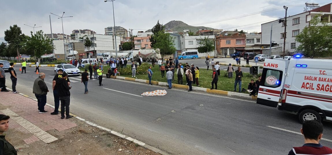 Diyarbakır'da cezaevi otobüsünün çarptığı yaşlı adam hayatını kaybetti