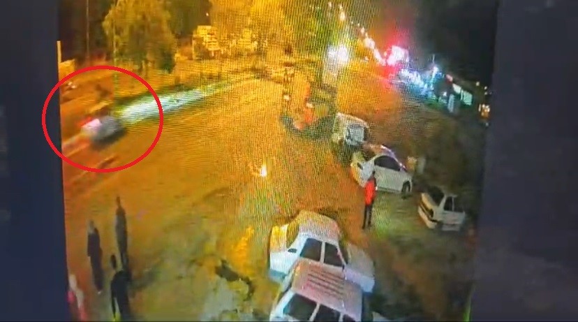 Diyarbakır’da genç kıza otomobil böyle çarptı!
