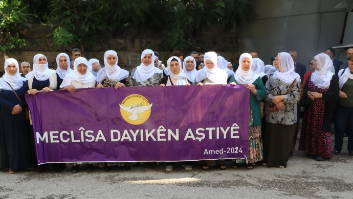 Diyarbakır’da Anneler Günü etkinlikleri: Bize verilecek en büyük hediye barıştır