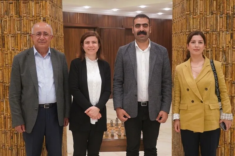 Diyarbakır’da Genel-İş ve DİSA’dan Eş Başkanlara ziyaret