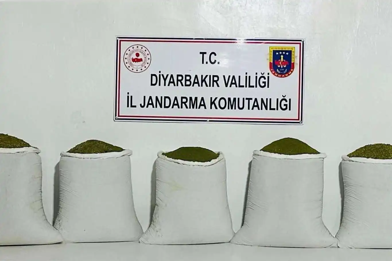 Diyarbakır’da 167 kilogram esrar ele geçirildi