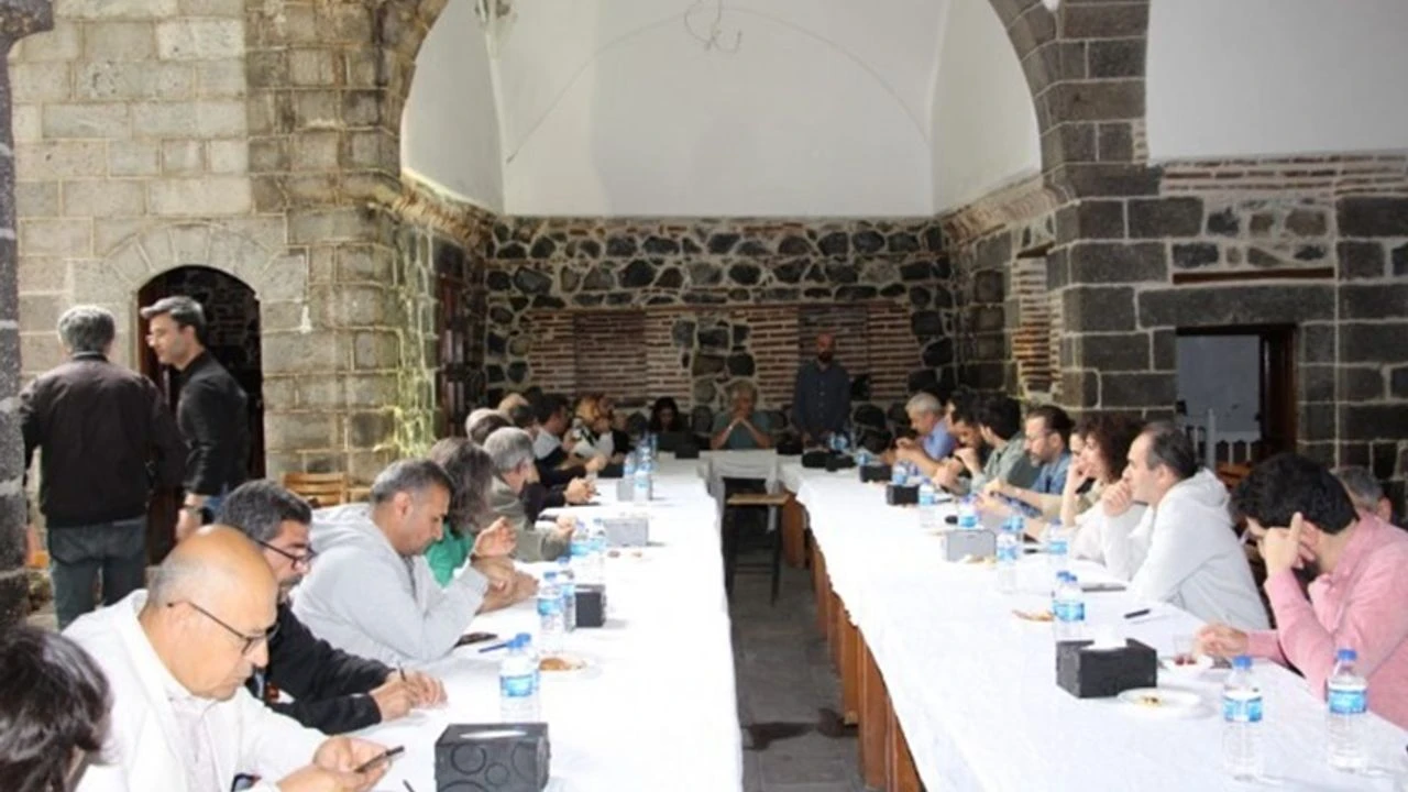 Diyarbakır’da Kürt Yayıncılar Çalıştayı başladı