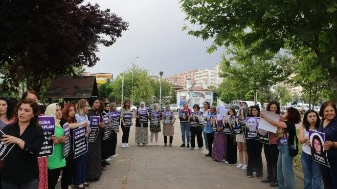 Diyarbakır’da kadınlardan protesto eylemi