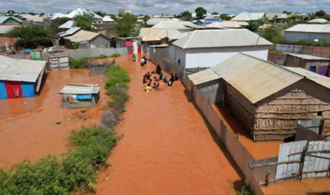 Kenya'da şiddetli yağışların yol