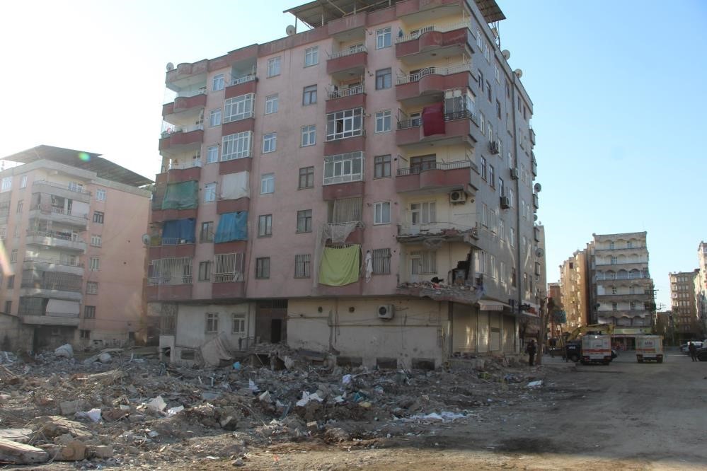 Diyarbakır’da Yoldaş Apartmanı davasında skandal savunma: “İnşaat sırasında hiçbir denetim olmadı”