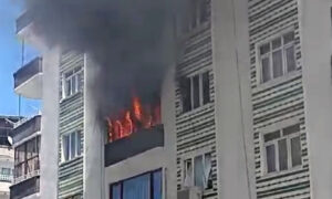 Diyarbakır’daki feci yangında 5 kişi dumandan etkilendi